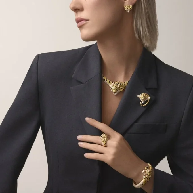 Faune Et Flore De Cartier Necklace, Yellow, Orange and Brown Diamonds, Paved Faune Et Flore De Cartier Necklace, Yellow, Orange and Brown Diamonds, Paved