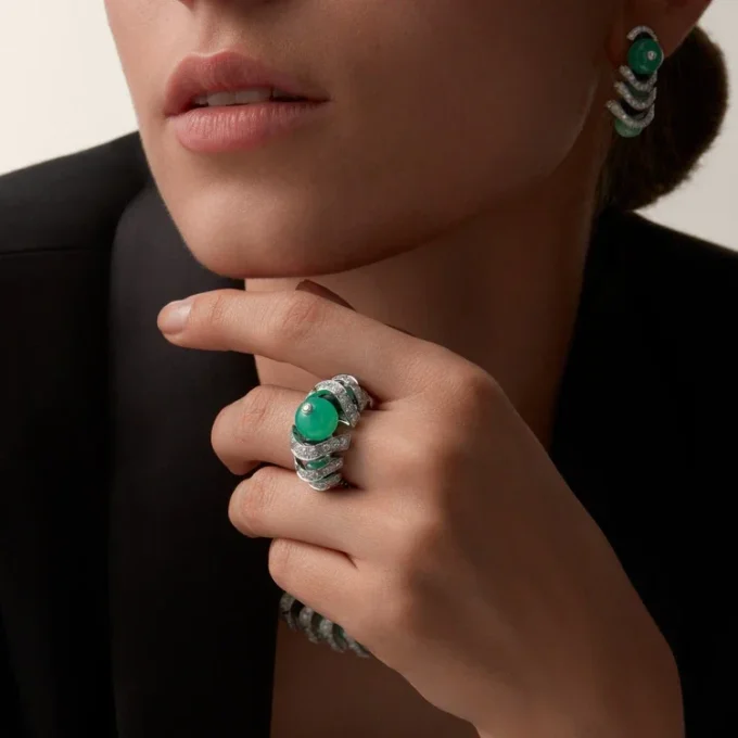Geometrie & Contrastes Earrings, Chrysoprase, Paved Geometrie & Contrastes Earrings, Chrysoprase, Paved
