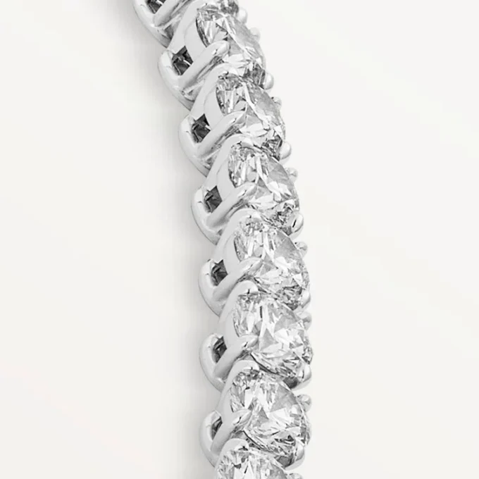 Lignes Essentielles Necklace, Brilliant-Cut Diamonds