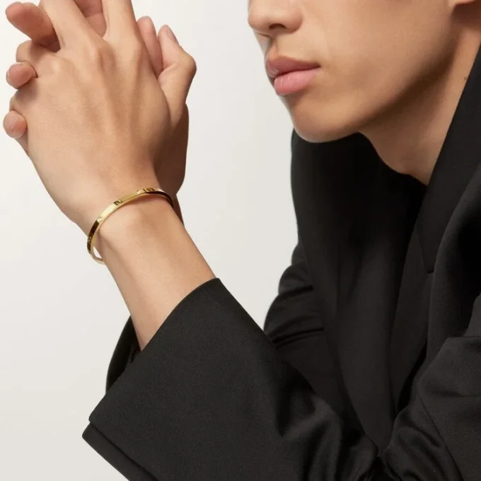 Love Bracelet, Small Model, 6 Diamonds