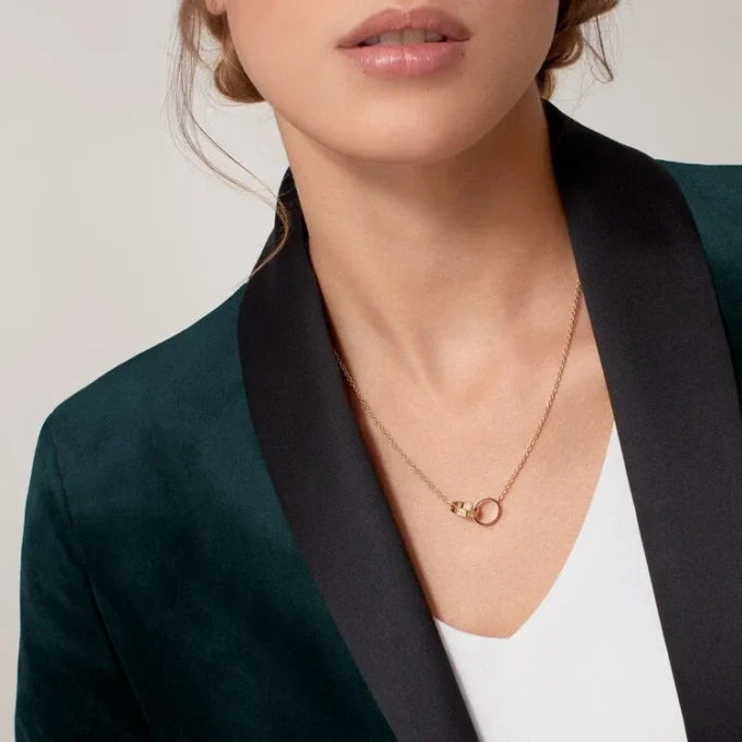 Love Pendant & Chain Necklace in Yellow Gold | Cartier Us