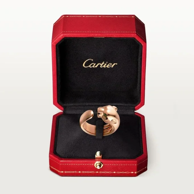 Panthere De Cartier Ring – Pink Gold, Tsavorite Garnets, Onyx – Cartier