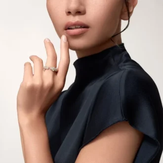 Panthere De Cartier Ring – Yellow Gold, Emeralds, Onyx, Diamonds – Cartier Panthere De Cartier Ring – Yellow Gold, Emeralds, Onyx, Diamonds – Cartier